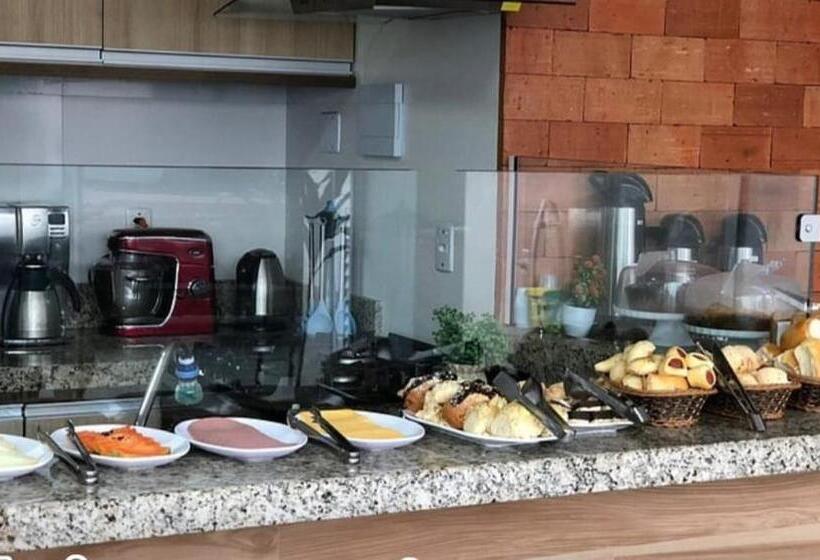 Четырехместный Номер Стандарт, Pousada Família Eleutério