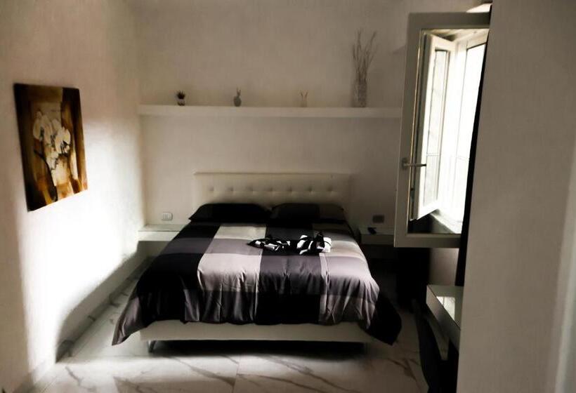 Номер Стандарт, Alma House
