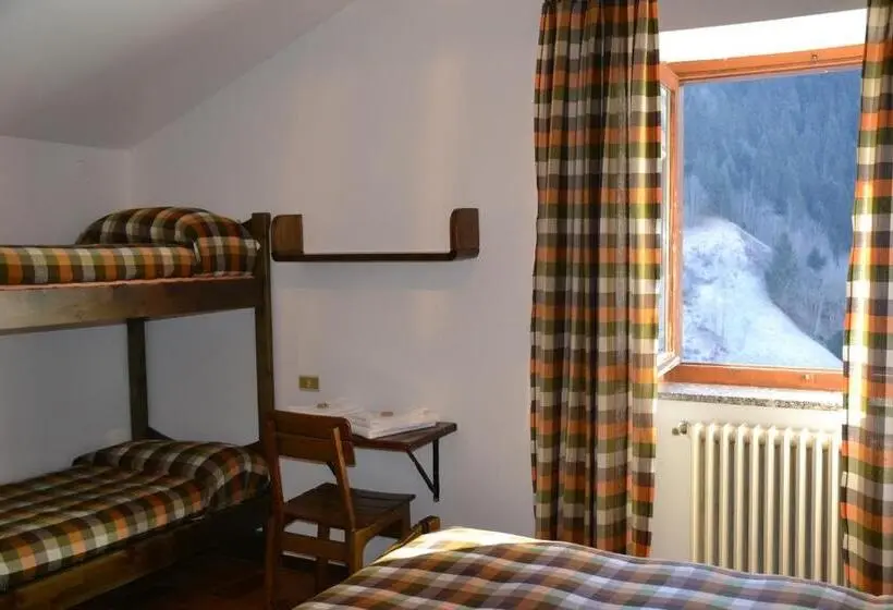 ファミリールーム, Albergo Vallunga