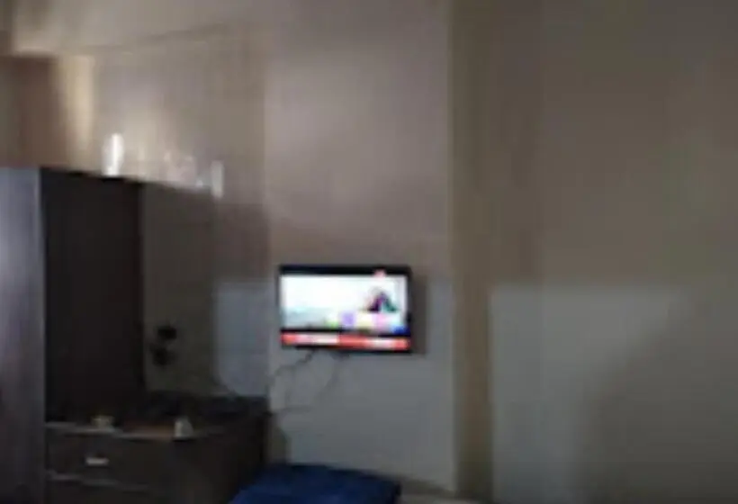 Standard-huone, Anurag Prayagraj