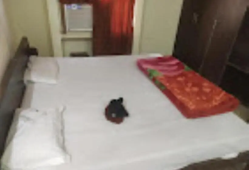 Standard-huone, Anurag Prayagraj