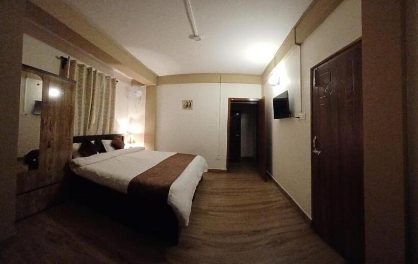 バルコニー付きデラックスルーム, Aroma Inn