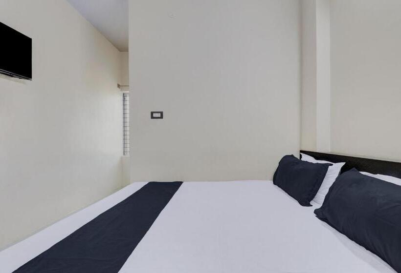 三人经典房间, Oyo 823110 Lakshmi Deluxe Lodge