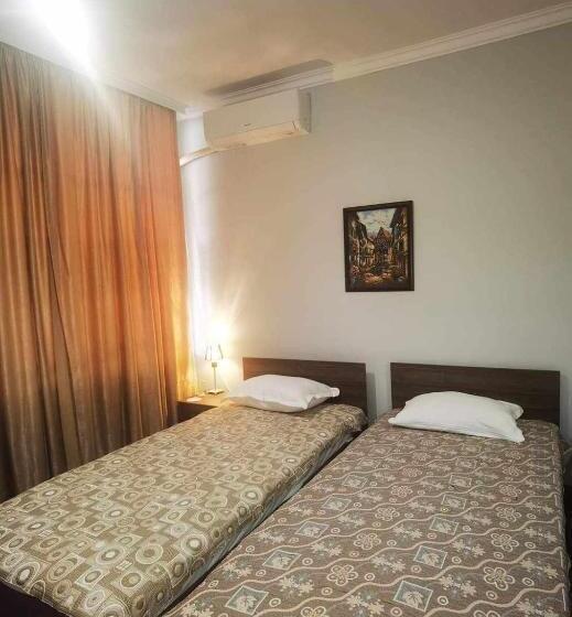 标准间, City House