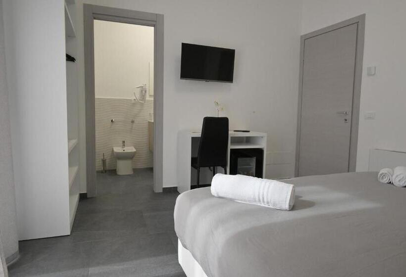 Номер Стандарт, Da  Nfacci Affittacamere