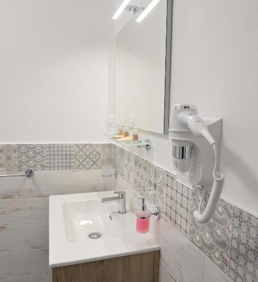 スタンダード4人部屋, Da  Nfacci Affittacamere