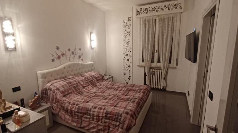 اتاق استاندارد, Robby S Room