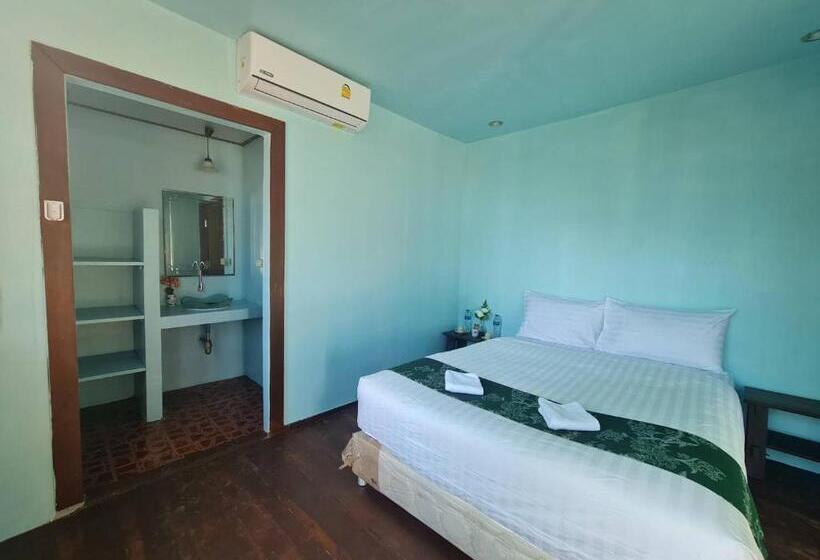 דירת חדר, Long Beach Club Krabi