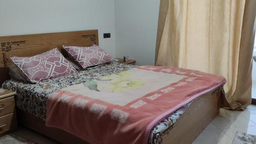 اتاق استاندارد با بالکن, رياض النخيل