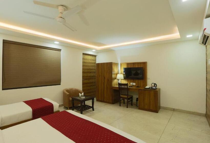 جناح عائلي, Park Green  Delhi Airport A Unit Of Prithvi Palace