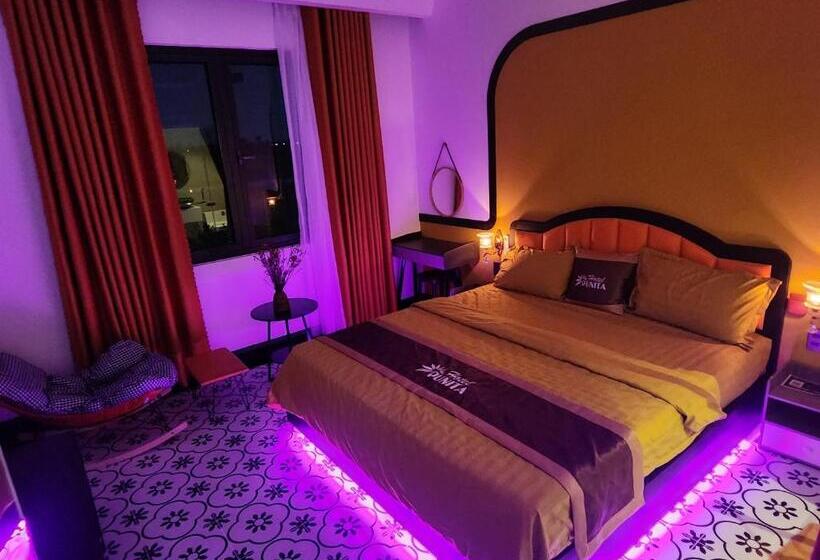 اتاق سوپریور با تخت بزرگ, Punita