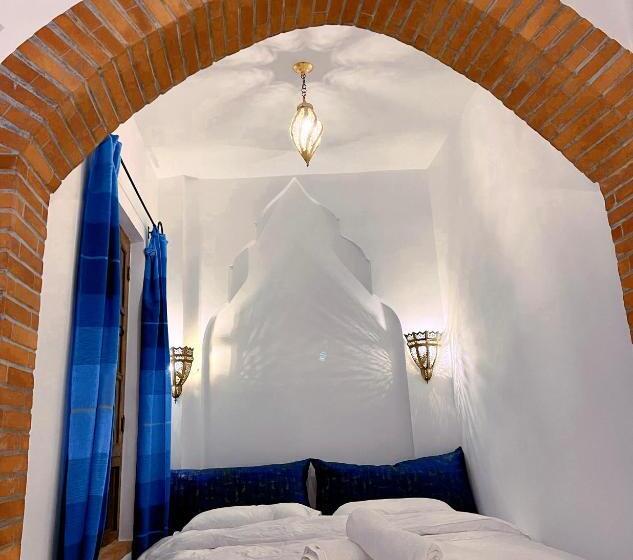 Quarto Triplo Deluxe, Riad Bab Mahruk