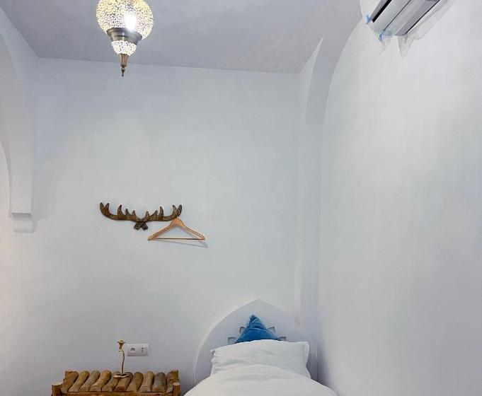 Quarto Triplo Deluxe, Riad Bab Mahruk