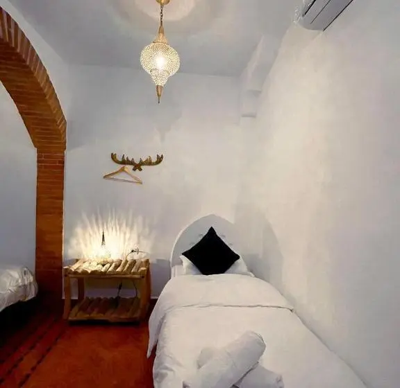 Deluxe Kolmen Hengen Huone, Riad Bab Mahruk