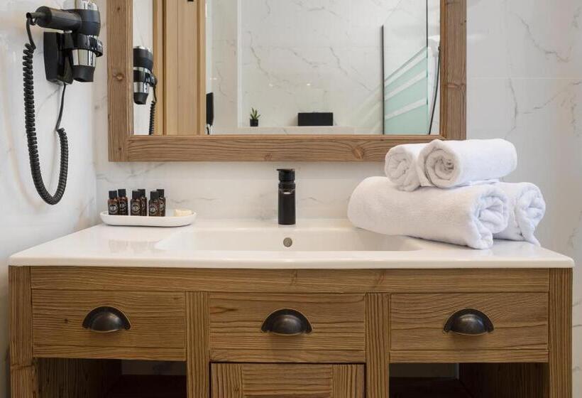 带阳台的豪华间, Chalet Royal