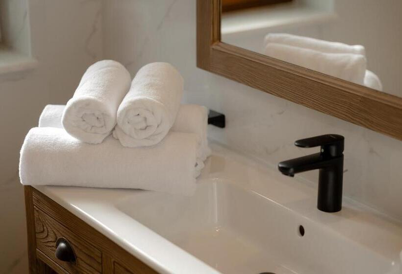 带阳台的豪华间, Chalet Royal