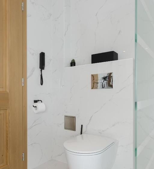 带阳台的豪华间, Chalet Royal