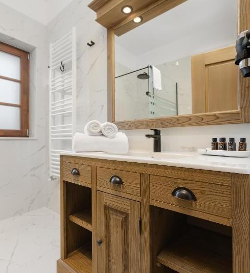 带阳台的豪华间, Chalet Royal