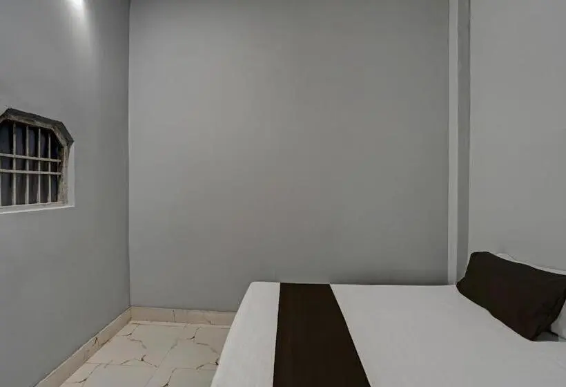 Classic Kolmen Hengen Huone, Oyo D. M. Guest House
