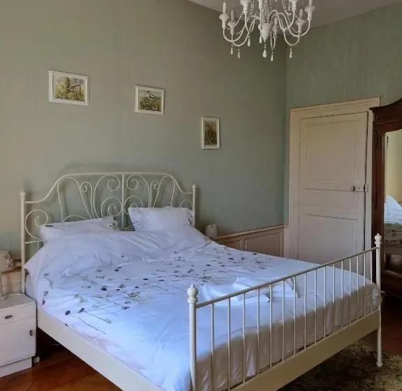 キングサイズベッドのスタンダードルーム, Chateau Le Plessis