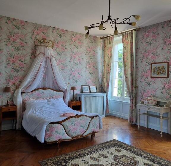 Семейный Номер, Chateau Le Plessis