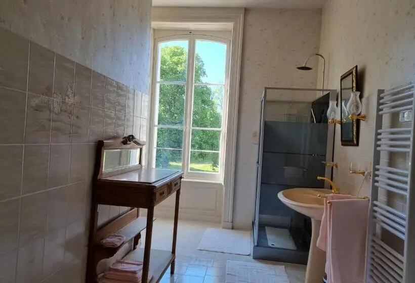 デラックスファミリールーム, Chateau Le Plessis
