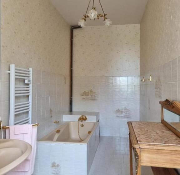 Семейный Номер Deluxe, Chateau Le Plessis