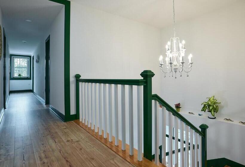 חדר משפחתי נוף להרים, Quinta Catrinandes   Retreat Center