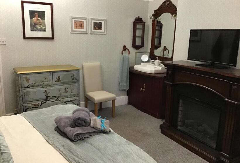 デラックスルーム, The Old Merchants House   The Vettriano Room