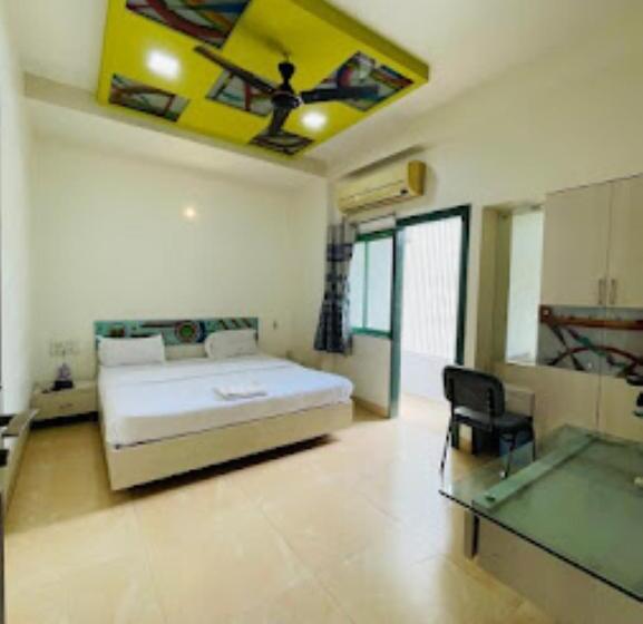 デラックスルーム, Holiday Pride Aurangabad