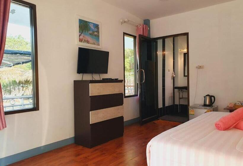 חדר סטנדרט נוף לבריכה, Huai Ngu Farm Stay