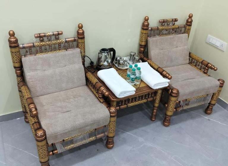 Deluxe-studio, Iskcon S Gitanagari Retreat Center