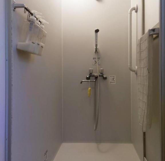 غرفة قياسية رباعية حمام مشترك, Amino Guesthouse Bench