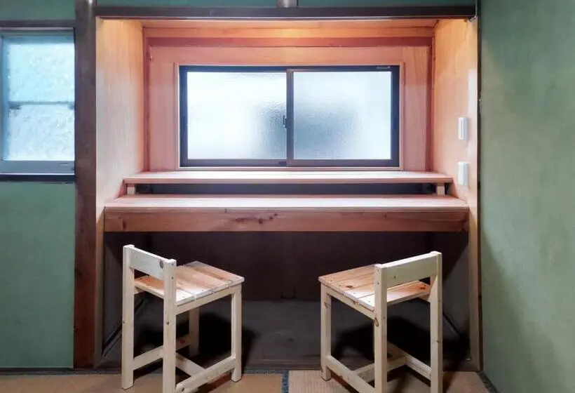 バスルーム共有のトリプルスタンダード, Amino Guesthouse Bench