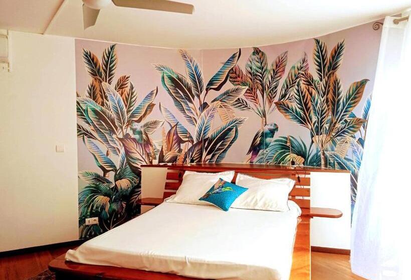 Standard room with outdoor bath, Le Vol Du Cardinal