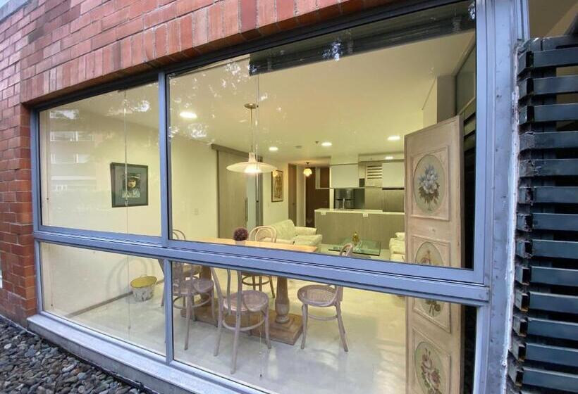 带大床的标准工作室, Portanova Suites  5 Minutos De Cercanía Al Aeropuerto