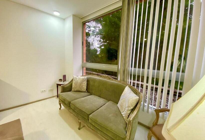 استودیو استاندارد با تخت کینگ, Portanova Suites  5 Minutos De Cercanía Al Aeropuerto