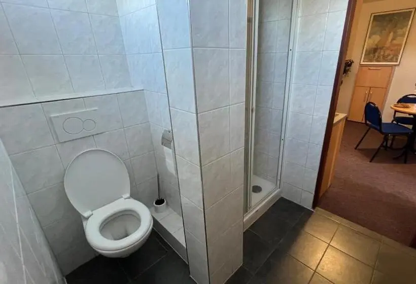 آپارتمان 1 خوابه همکف, Apartmány Chata Samoty