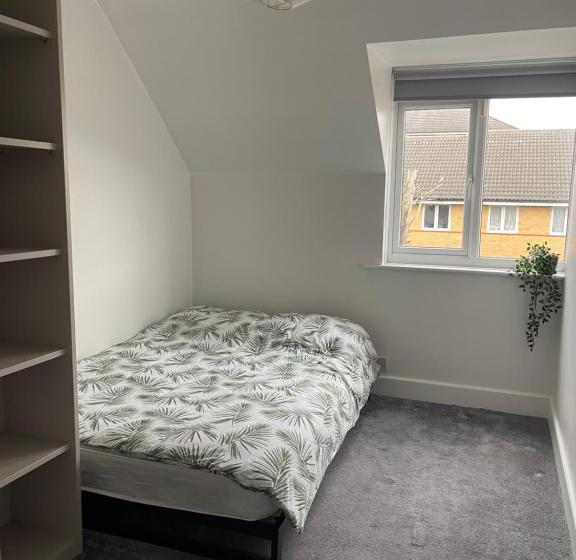 غرفة قياسية, Cityscape Executive House