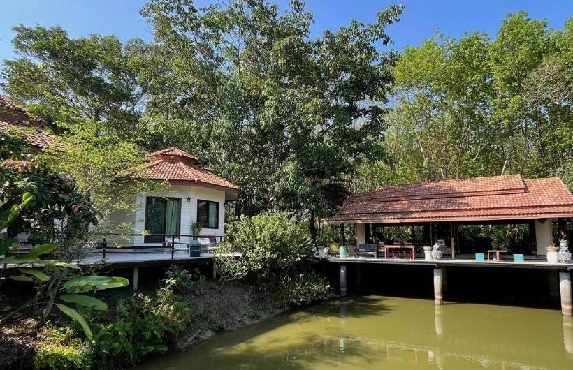 غرفة ديلوكس, Navari Homestay