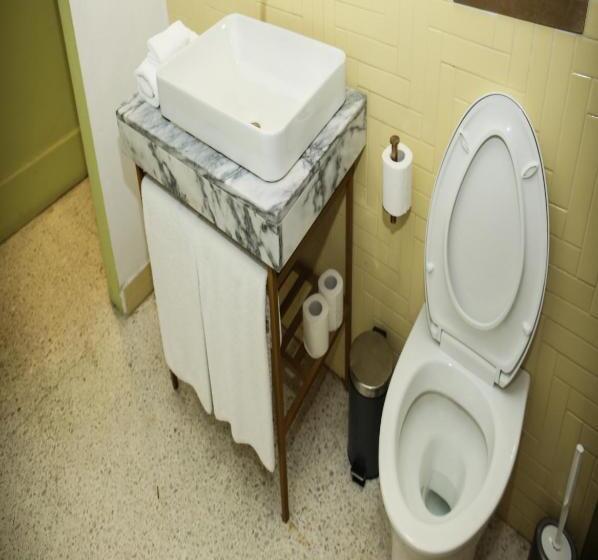 اتاق استاندارد, Lepic