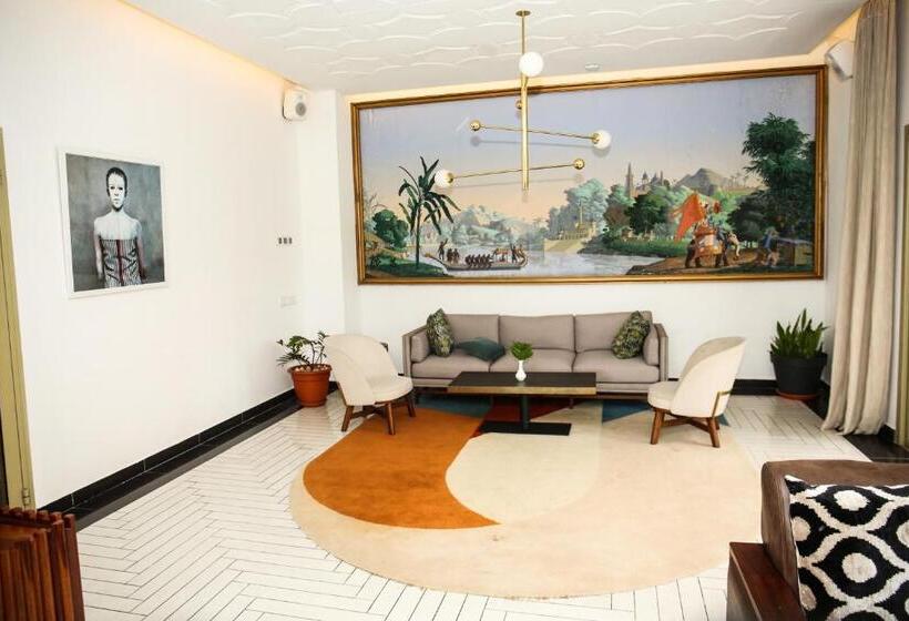 سوییت جونیور, Lepic