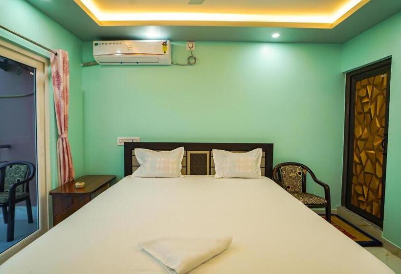 バルコニー付きデラックスルーム, River Leaf Inn Taki !! Luxurious Rooms With River Facing Private Balconies !!