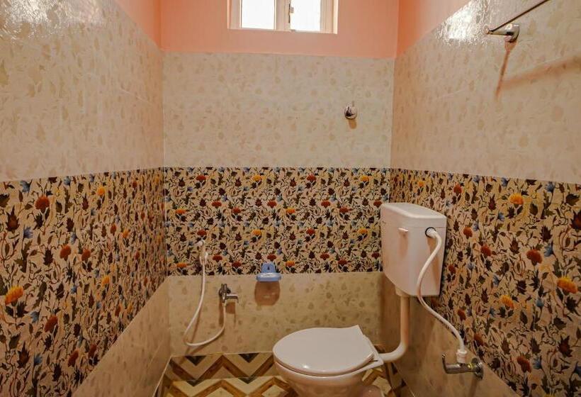 デラックスルーム, River Leaf Inn Taki !! Luxurious Rooms With River Facing Private Balconies !!