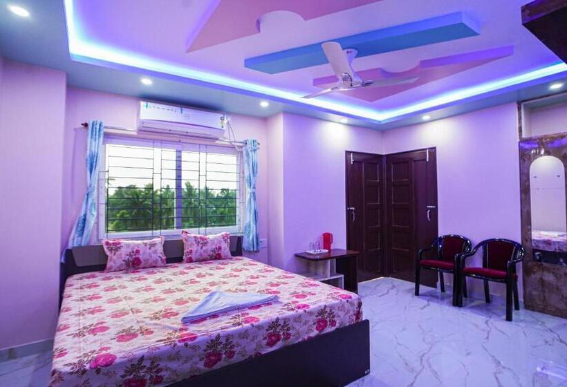 豪华套房, River Leaf Inn Taki !! Luxurious Rooms With River Facing Private Balconies !!