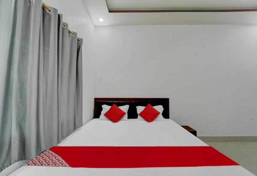 三人经典房间, Oyo Flagship Dev Laxmi Palace Hotel & Banquet