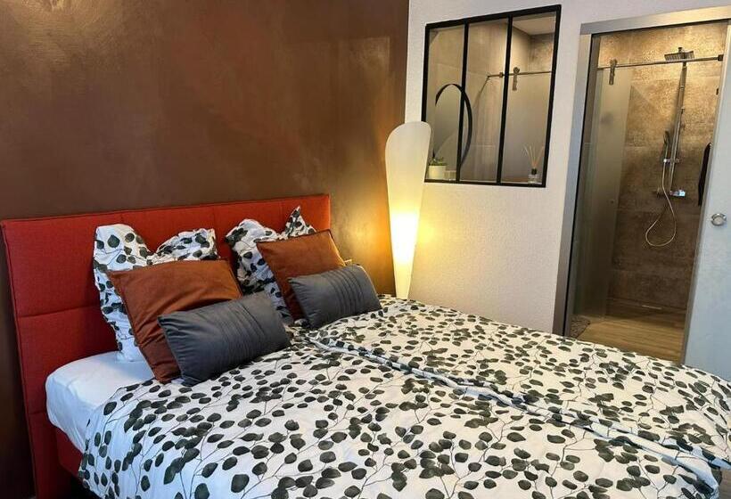 غرفة قياسية, All Eau Turquoise