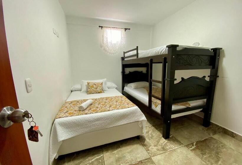 浴室共有スタンダード４人用ルーム, Casa Lubel