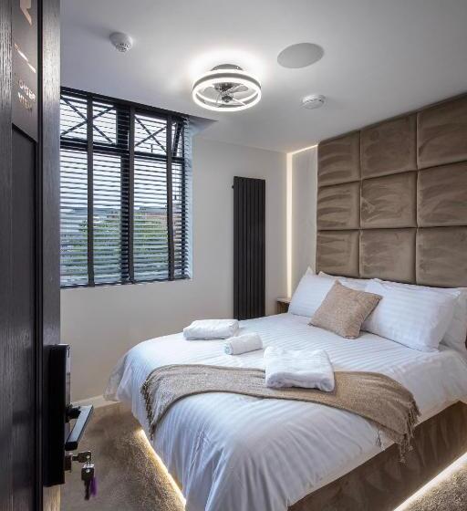 Habitació Deluxe Vista Ciutat, The Charleston