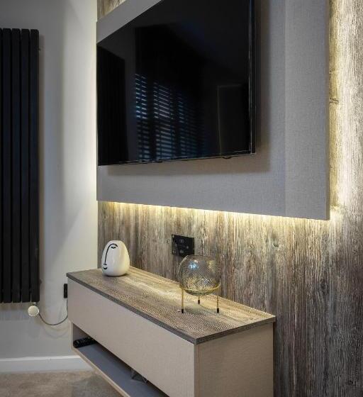 Suite Vista Ciutat, The Charleston